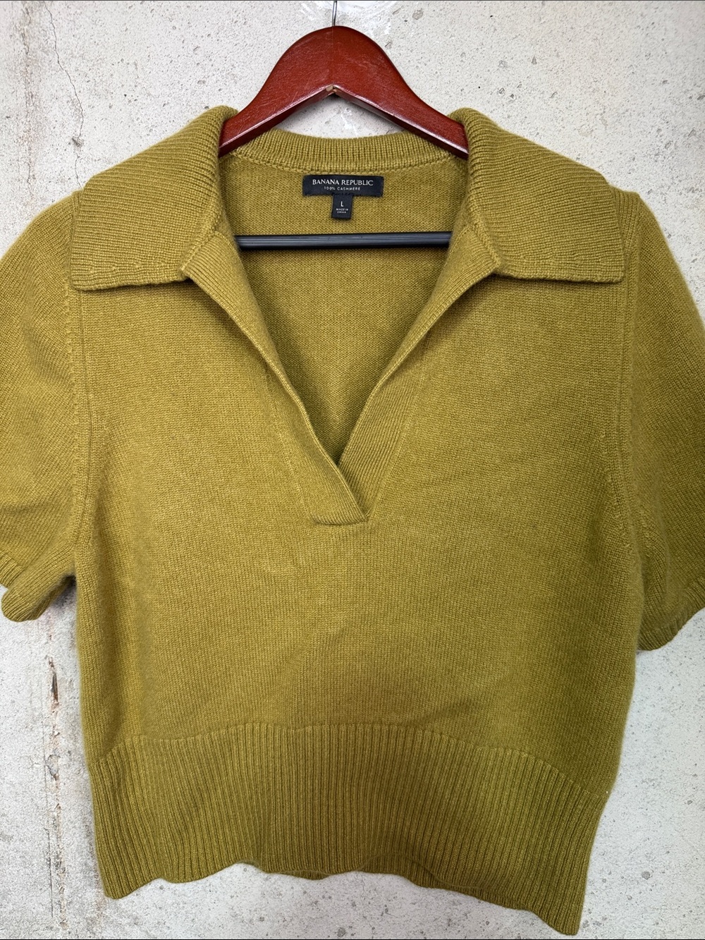 Banana Republic 100% Cashmere
Collared Short Sleeve Sweater OLIVE GREEN sz L - Picture 4 of 9